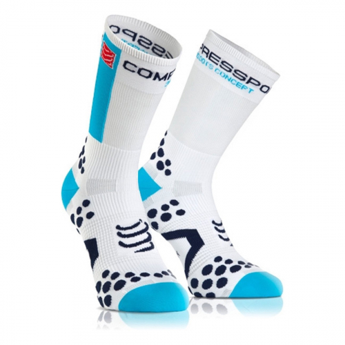 Compressport Racing Socks V2.1 Bike Hi White/Blue i gruppen OUTLET hos Sävedalens Cykel - 1956 (BSHV212-00BL-T1r)