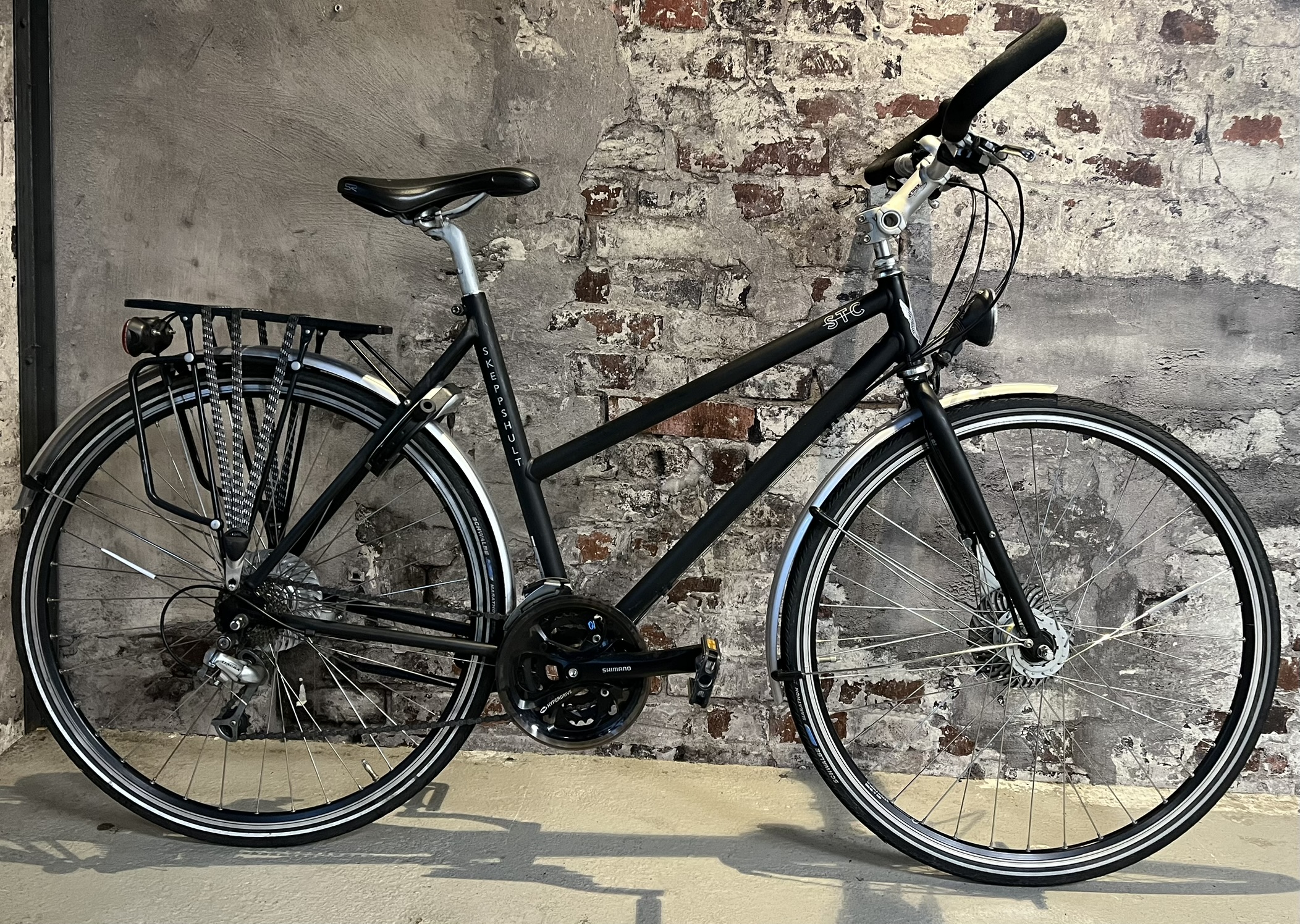 Skeppshult STC - NYSKICK! i gruppen CYKLAR / BEGAGNADE CYKLAR hos Sävedalens Cykel - 1956 (CBEG01)