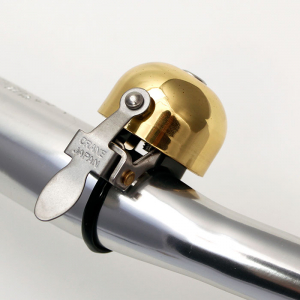 Pilen Ringklocka E-ne Brass