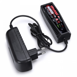 Traxxas Ladadare Peak Charger 2A 230V NiMH