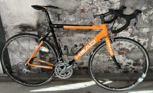 Racercykel Head Cyclone 57 cm 18-vxl Orange/Svart Begagnad