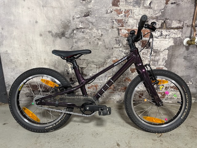 Specialized Jett 20 tum Vinröd Begagnad