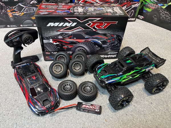 Traxxas Mini XRT RTR TQi VXL-3s Grön - USB-C Laddare / 2s LiPo DEMO Batteri 3S 2300mAh