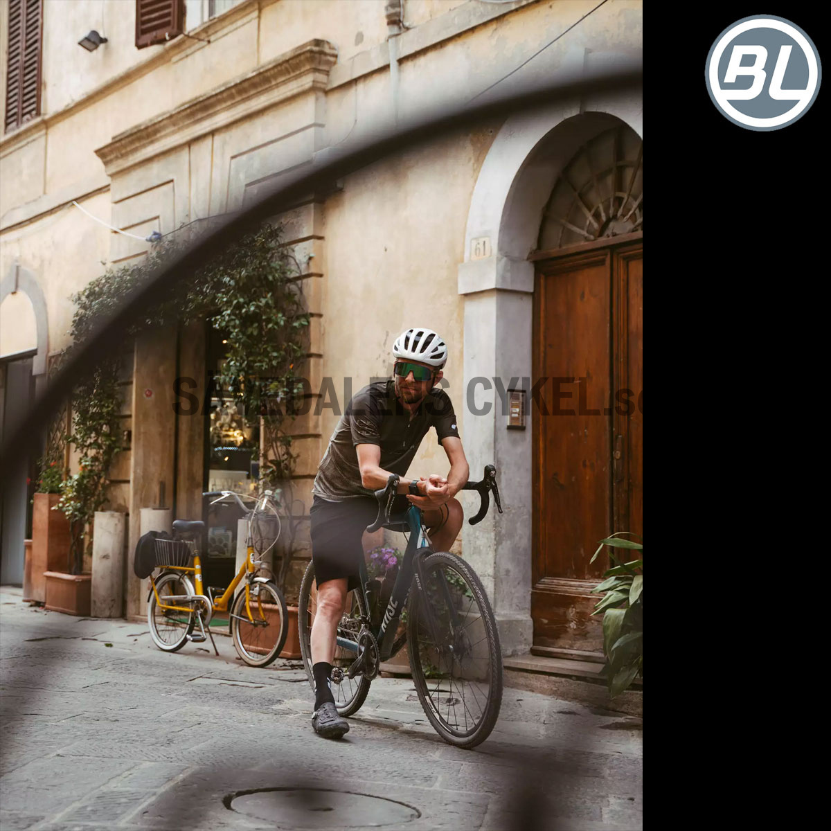 Men's bike baggy shorts OSTIGLIA Black