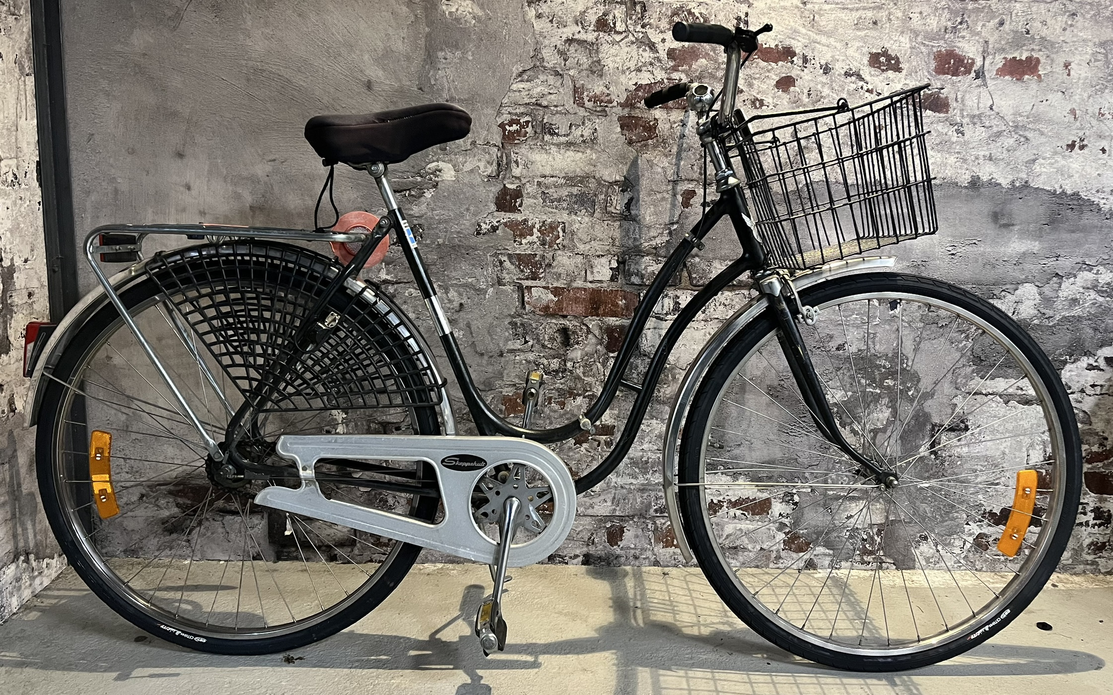 Damcykel Crescent 28 tum 3-växlad Svart Begagnad