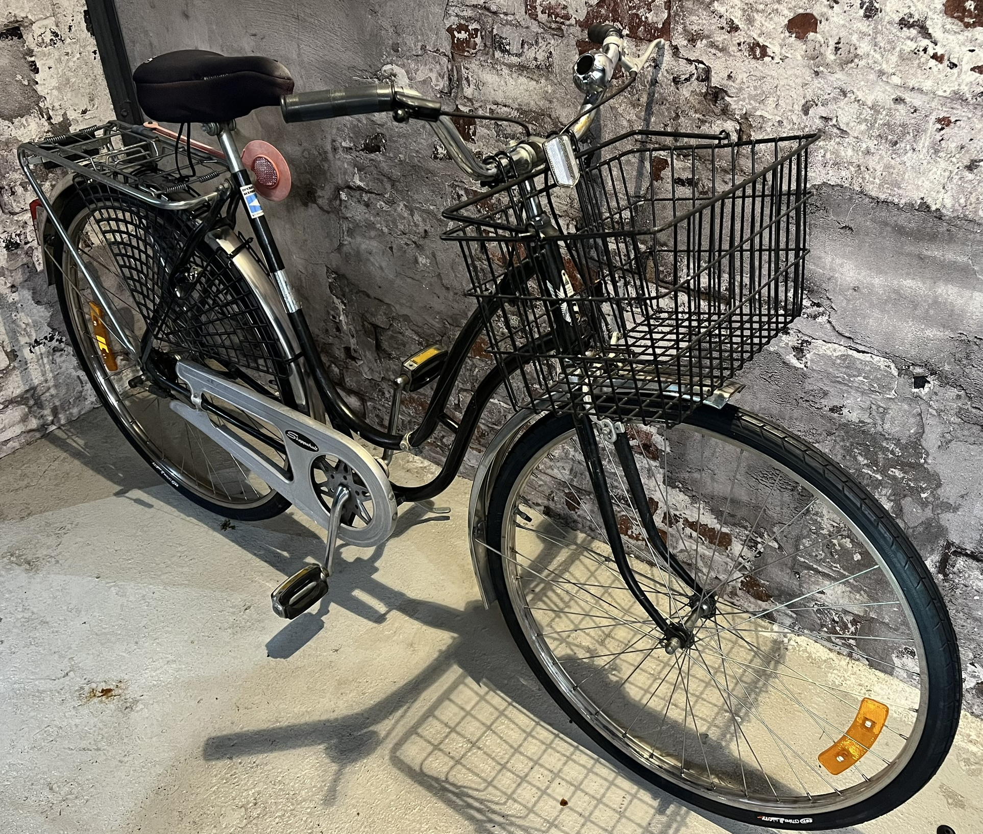 Damcykel Crescent 28 tum 3-växlad Svart Begagnad