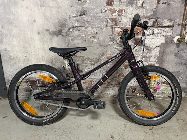 Specialized Jett 20 tum Vinröd Begagnad