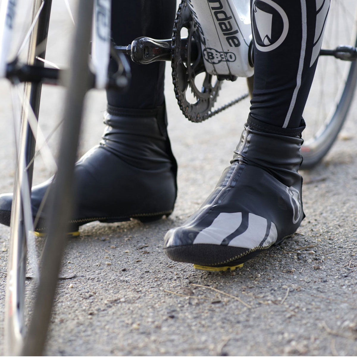 Endura Luminite II Overshoe Black